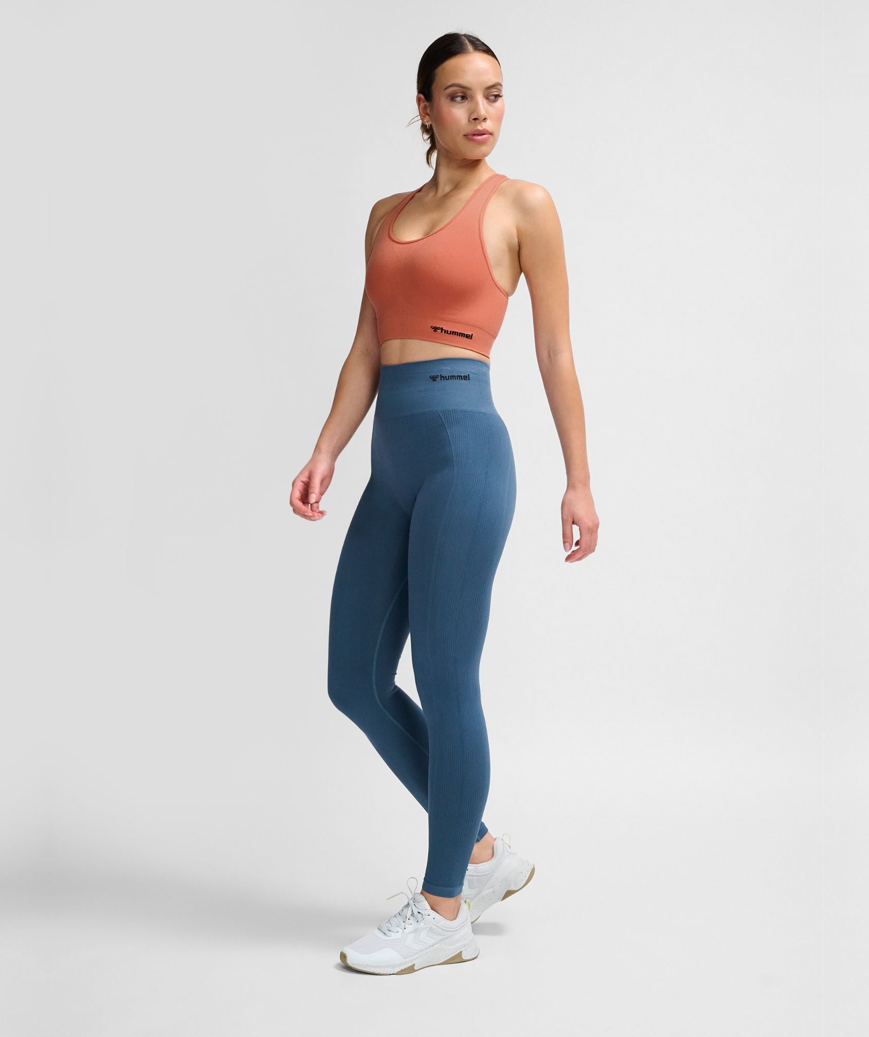 Hummel® - TIF Seamless Sports Top (Apricot Brandy)