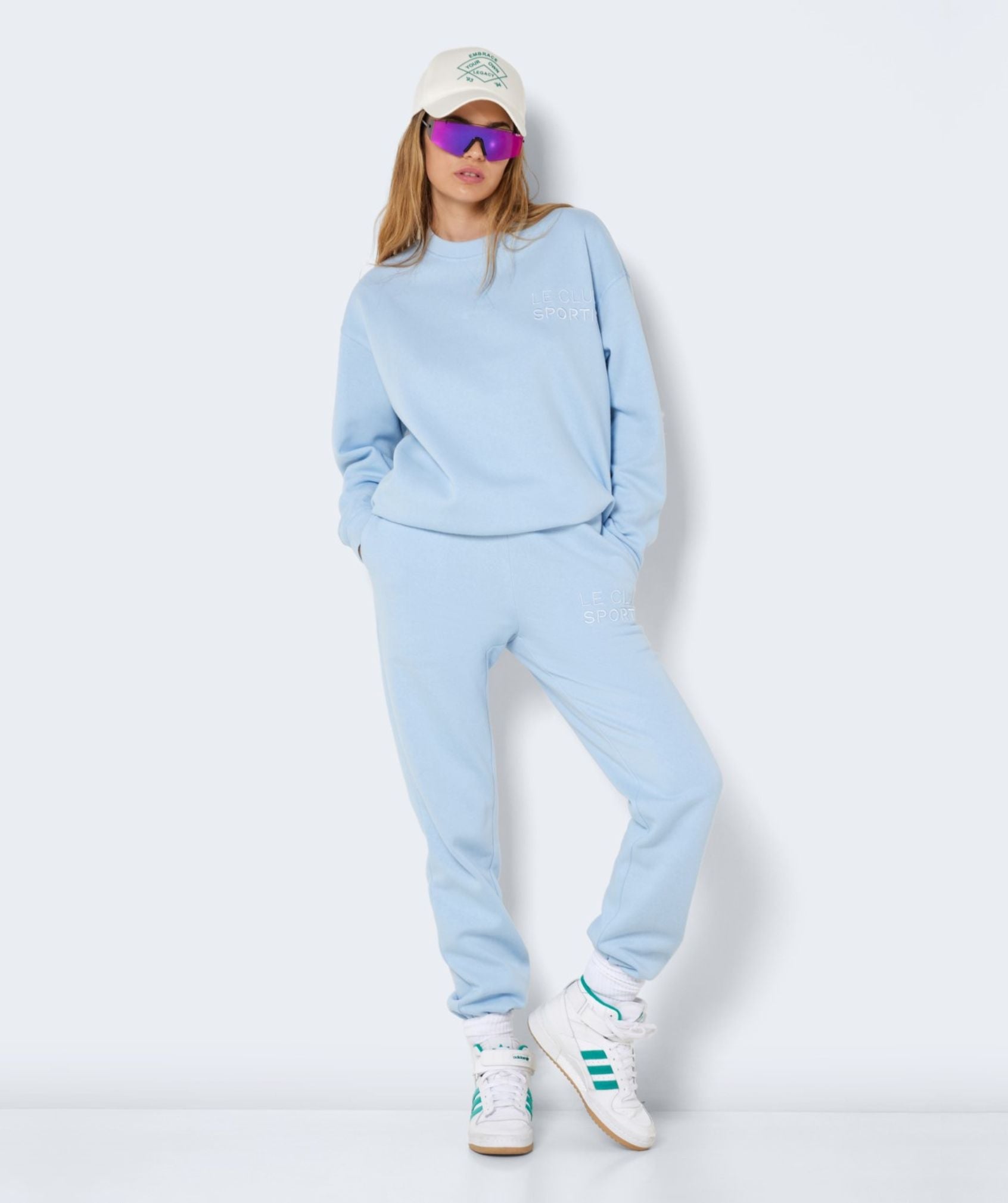 Noisy May - Alden HW Logo Sweat Pant (Cerulean)