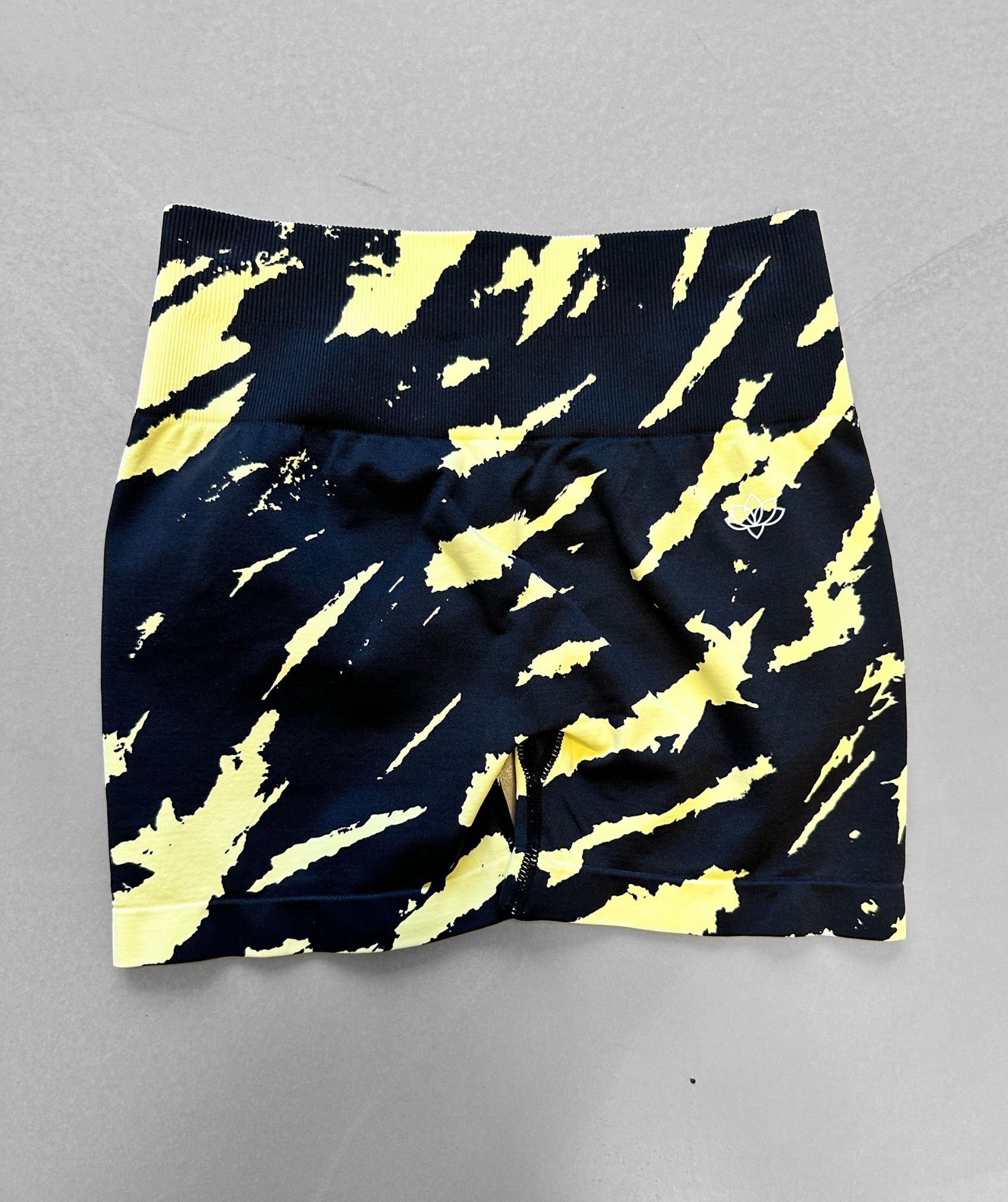 Jentle - Amplify Shorts (Black/Yellow)