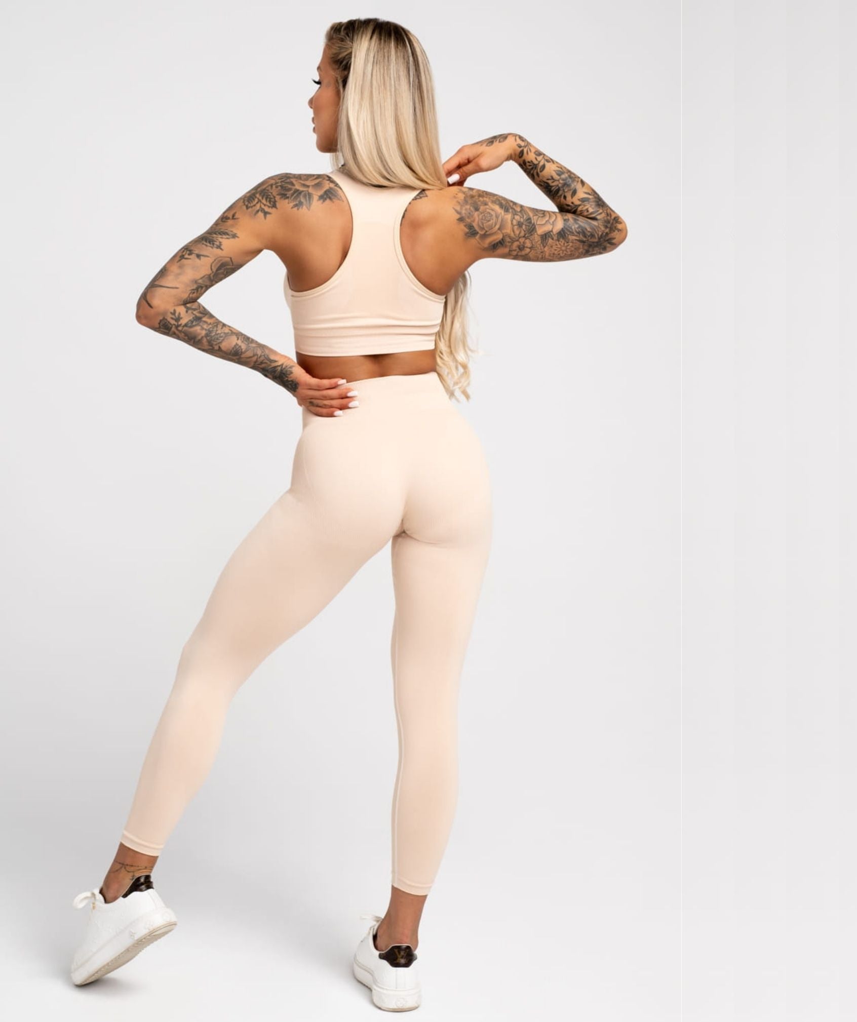 Gym Glamour - May Compress Leggings (Almond)
