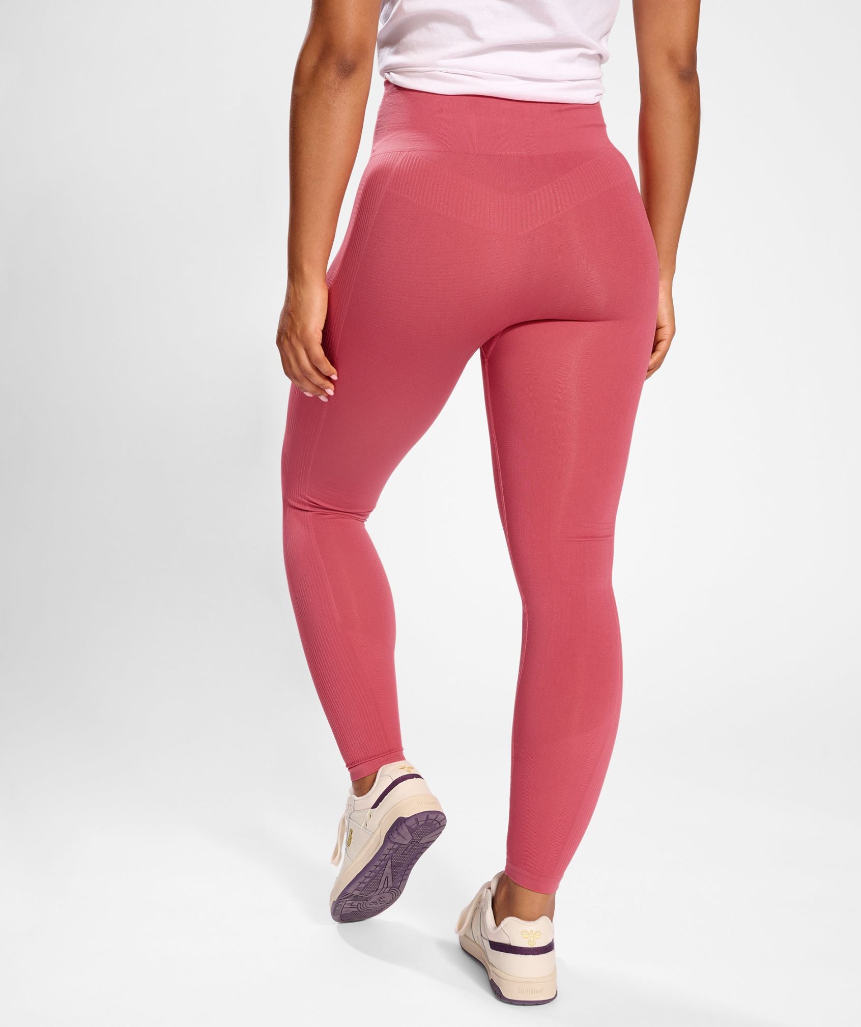 Hummel® - TIF High Waist Seamless Leggings (Mineral Red)