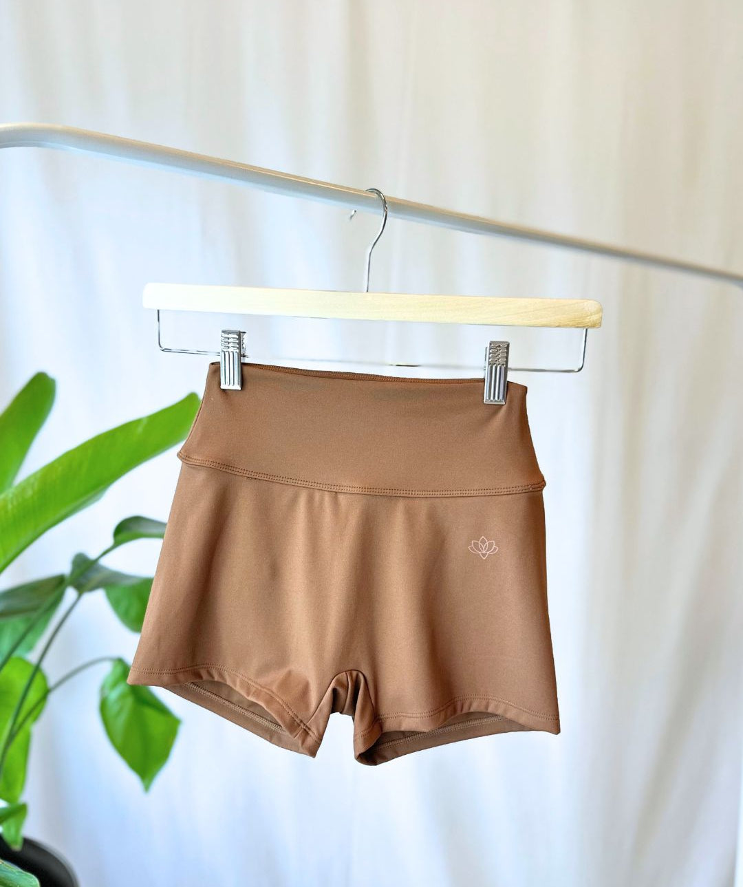 Jentle - Evy Shorts (Brown)