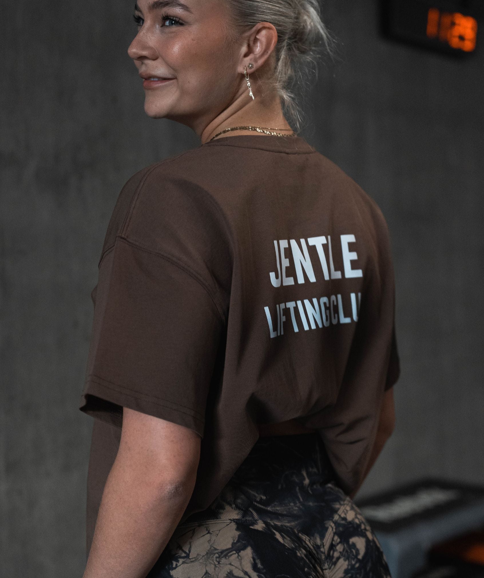 Jentle - Lifting Club Oversized T-Shirt (Brown)