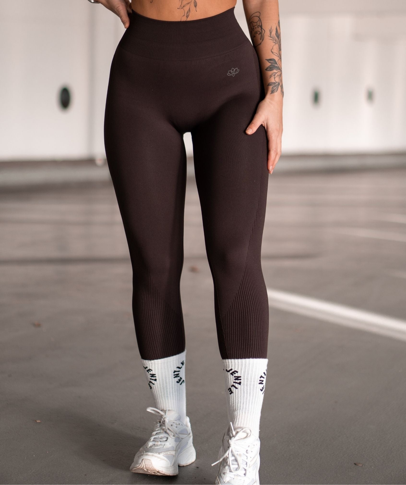 Jentle - Perform Leggings (Brown)