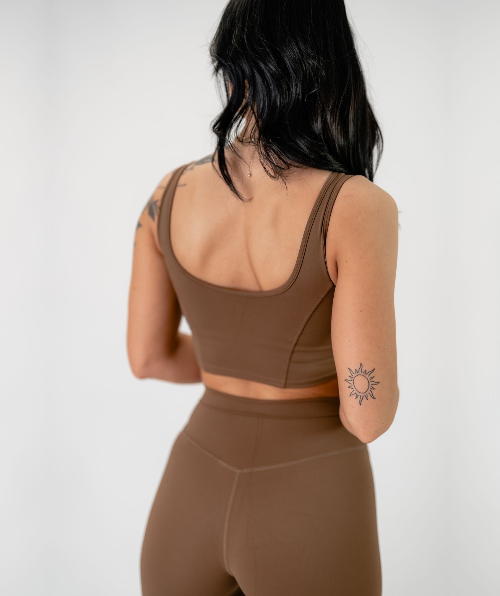 Jentle - Taylor Crop (Brown)