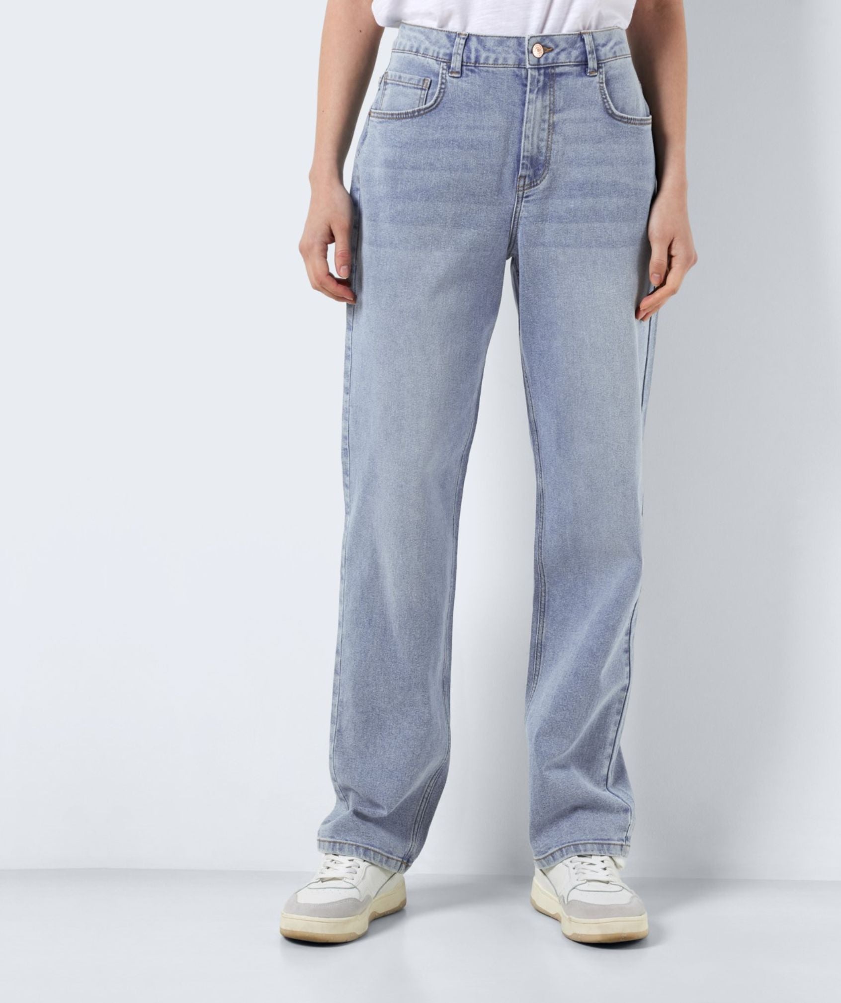 Noisy May - Guthie HW Straight Jeans (Light Blue Denim)