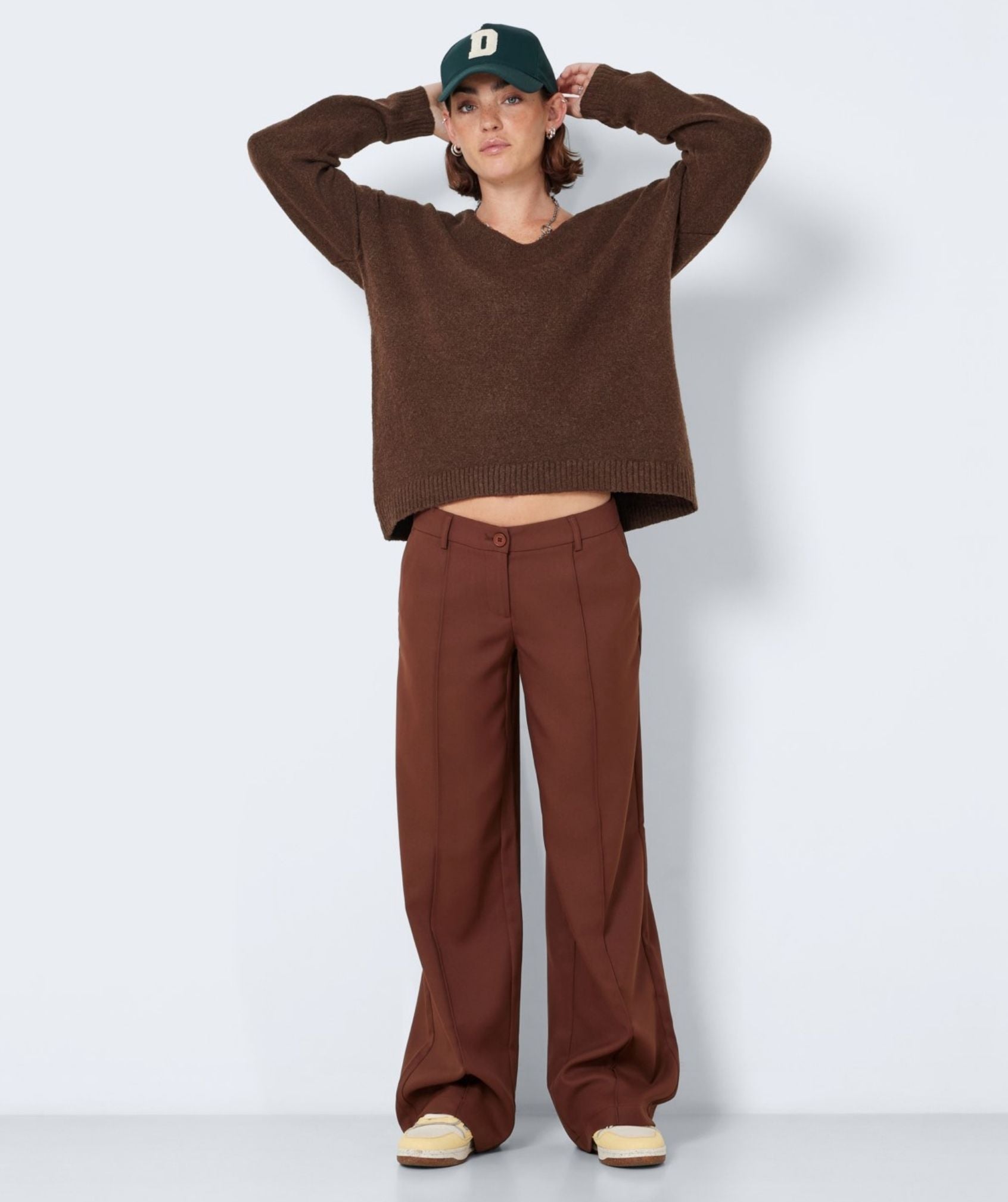 Noisy May - Son L/S V-Neck Tunic Knit (Cappuccino)