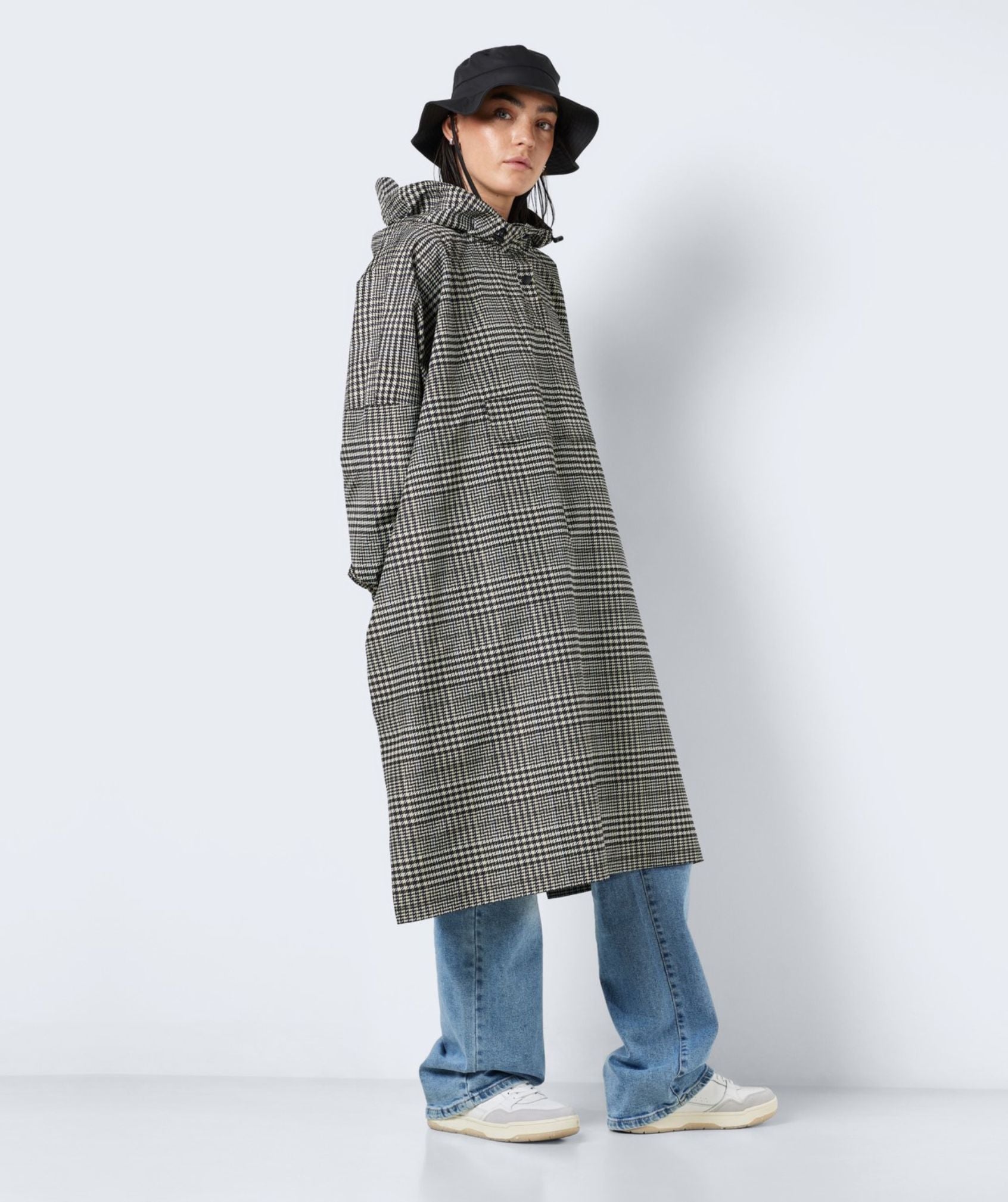 Noisy May - Sky L/S Printed Rainponcho (Black Sugar Swizzle & Nomad)