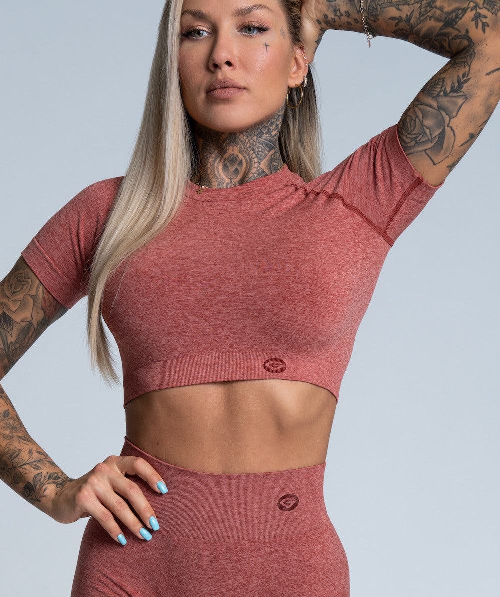 Gym Glamour - Amy Seamless Crop Top (Cherry)