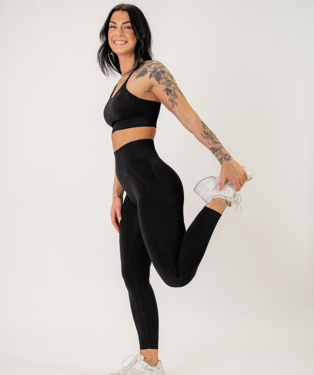 Jentle - Saga Leggings (Black)