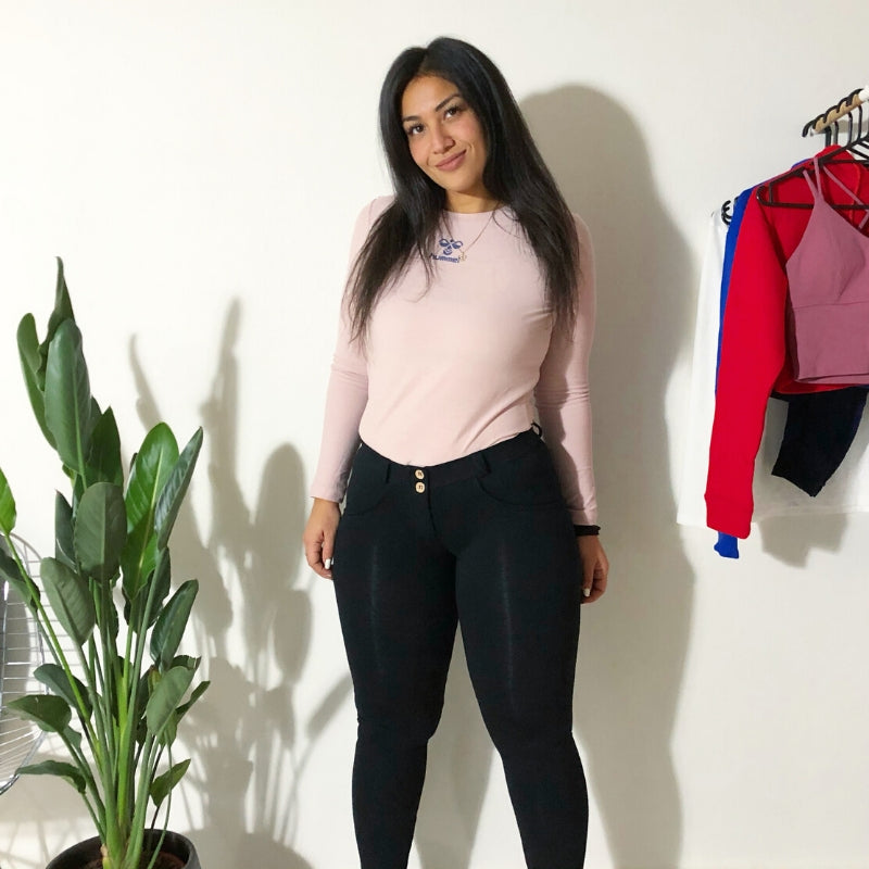 WR.UP®: REGULAR WAIST ELLER CURVY?