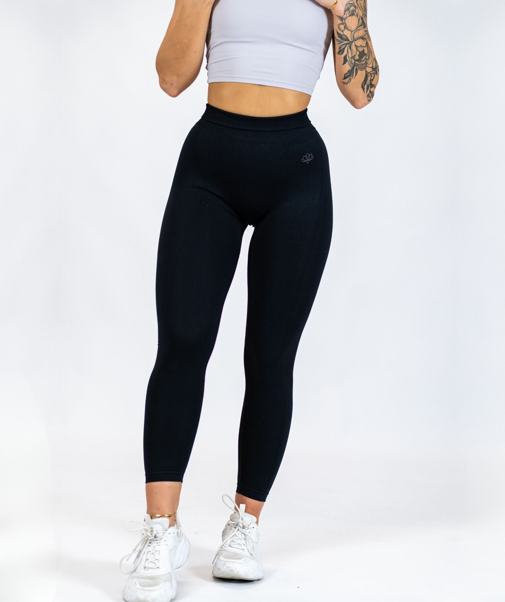 Jentle - Replay Leggings (Black)