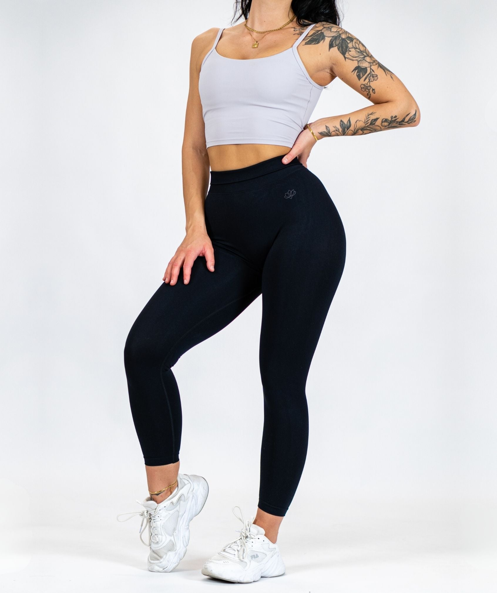 Jentle - Replay Leggings (Black)