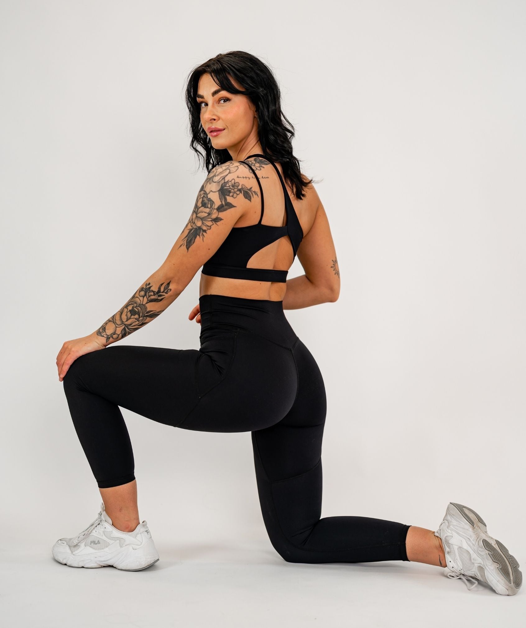 Jentle - Sola Pocket Leggings (Black)