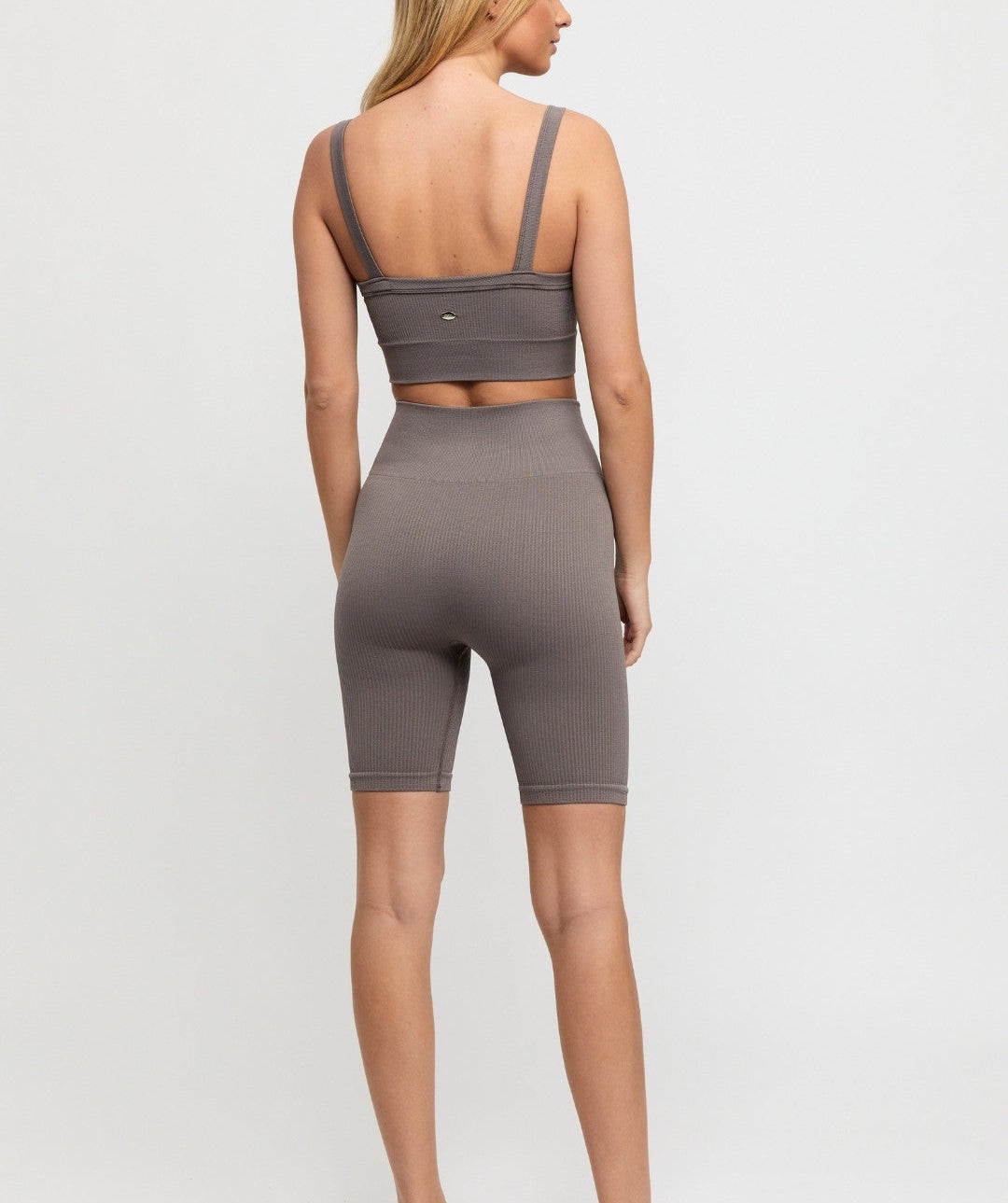Drop of Mindfulness - Penny Shorts (Mud)