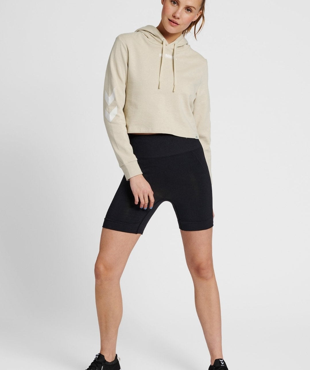 Hummel® - Legacy Cropped Hoodie (Pumice Stone)