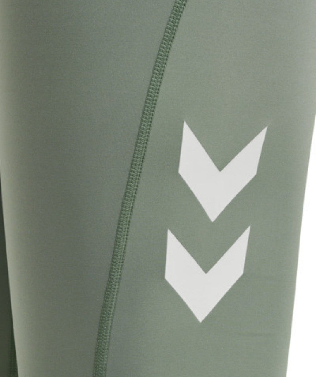 Hummel® - Grace HW Tight Shorts (Lily Pad)