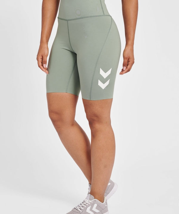 Hummel® - Grace HW Tight Shorts (Lily Pad)