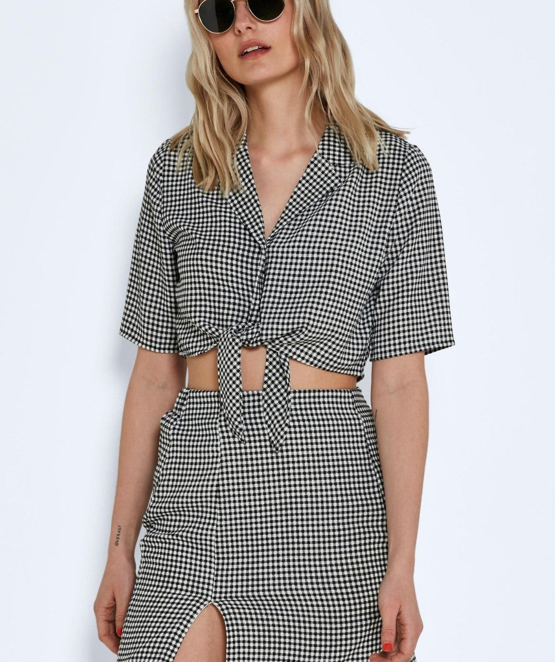 Noisy May - Joe S/S Waist Tie Top (White/Checks)