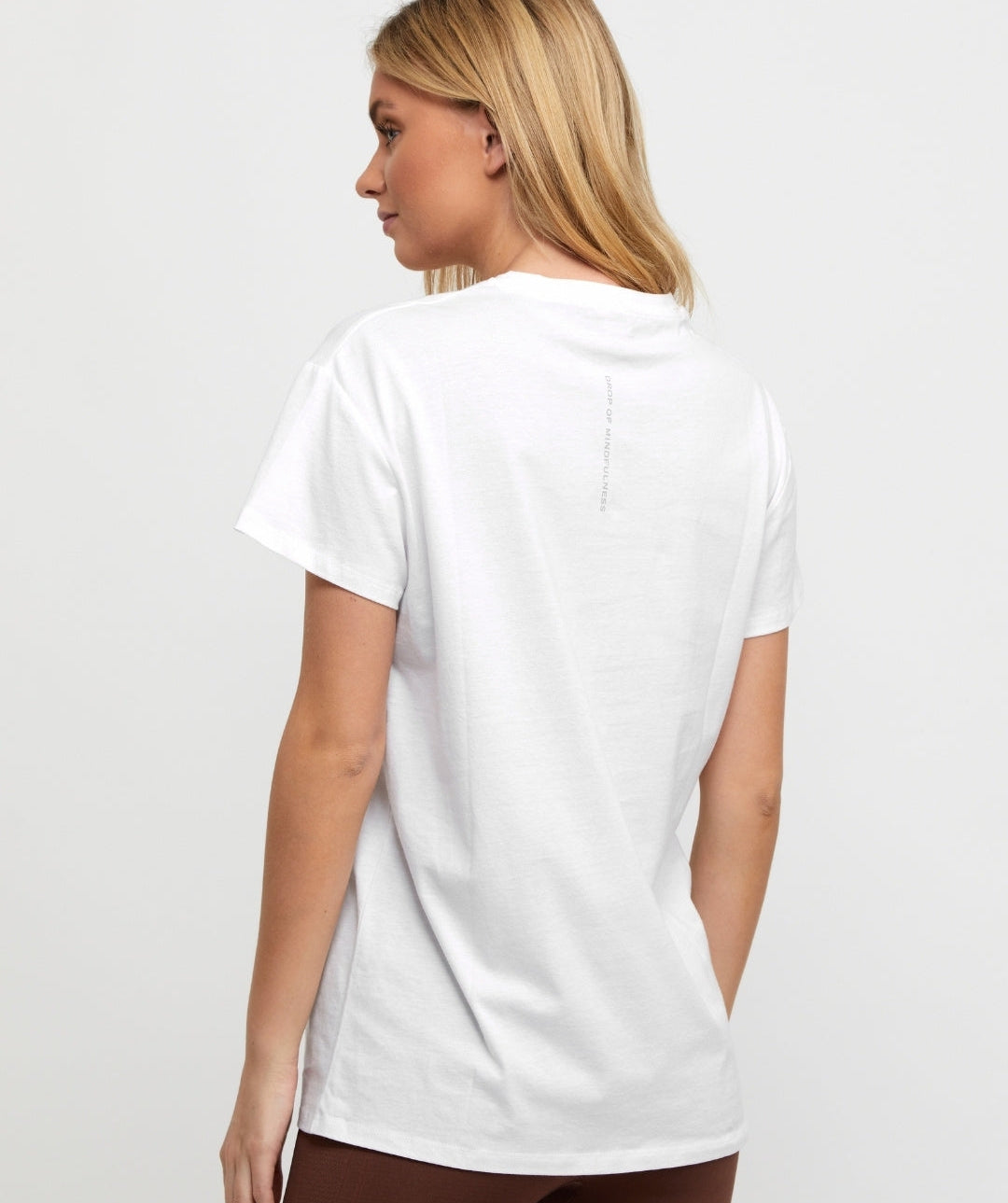 Drop of Mindfulness - Louise T-shirt (White)