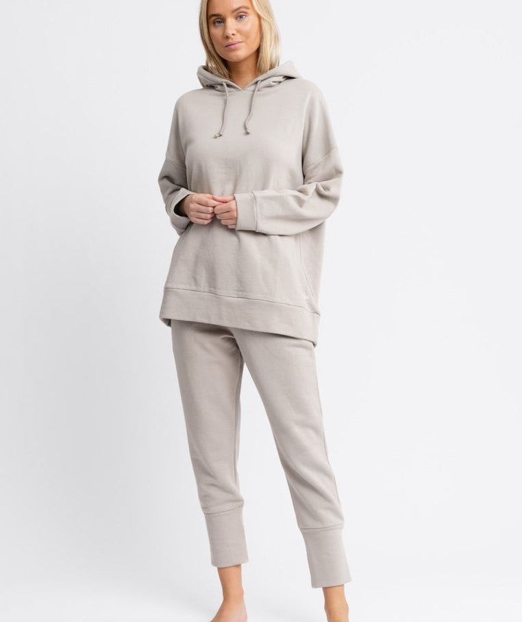 Drop Of Mindfulness - Annabell Sweatpants (Satin Taupe)