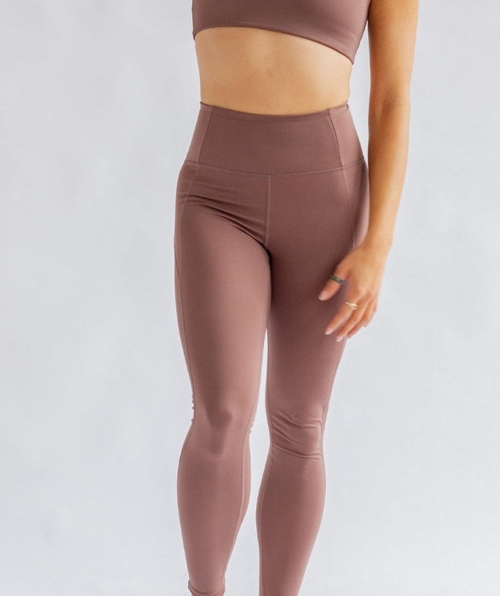 Girlfriend - Compressive Leggings 7/8 (Storm)