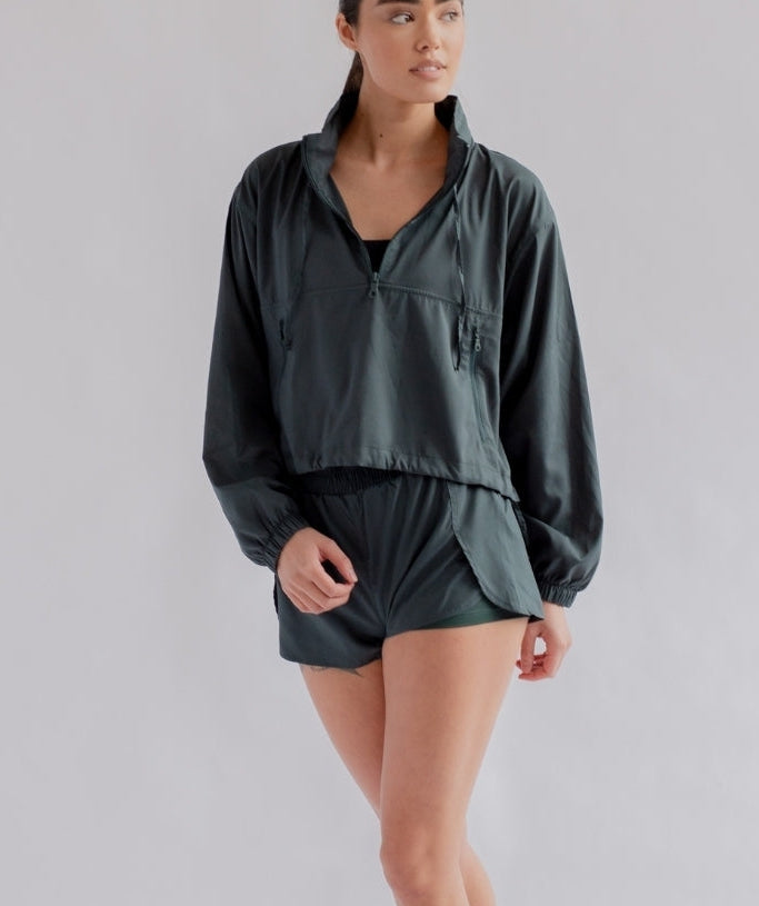Girlfriend Collective - Hummingbird Half Zip Windbreaker (Moss)