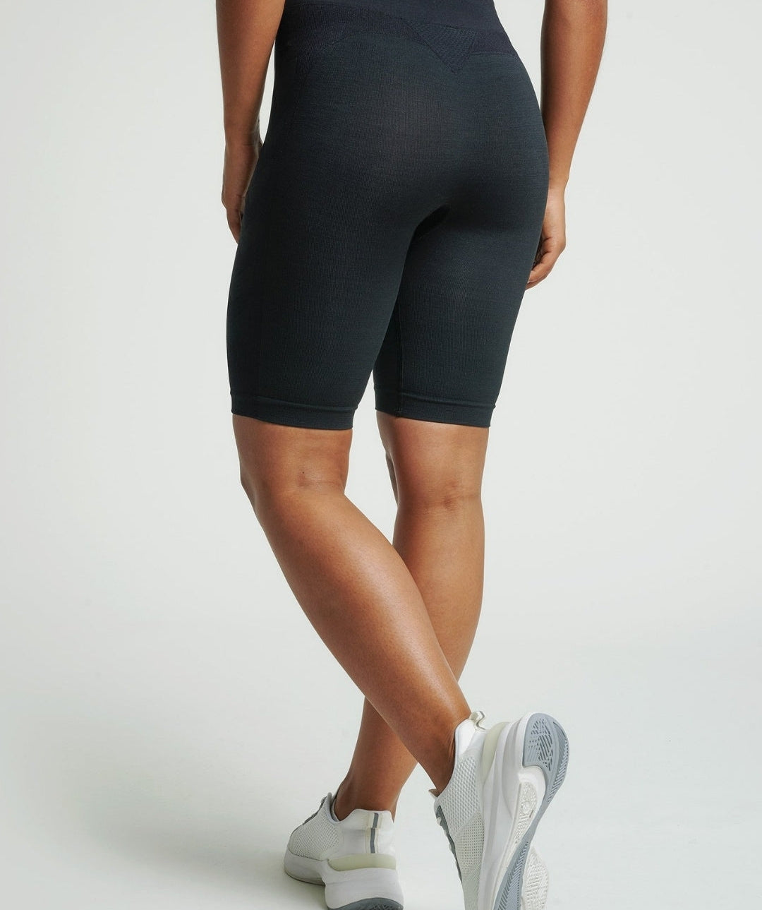 Hummel® - Clea Seamless Shorts (Sort)