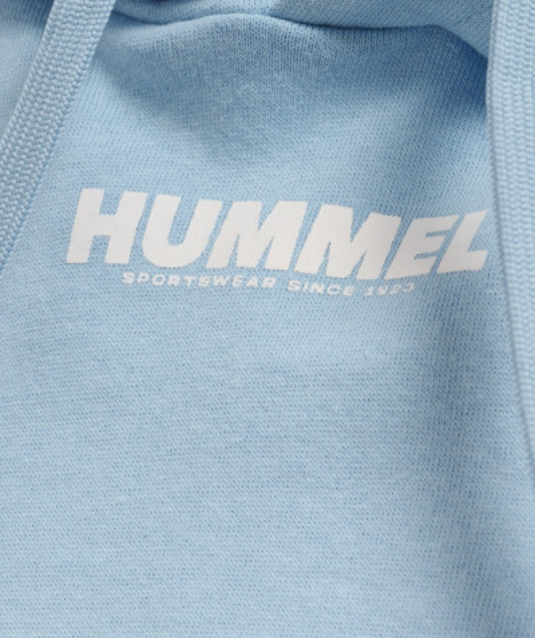 Hummel® - Legacy Cropped Hoodie (Placid Blue)