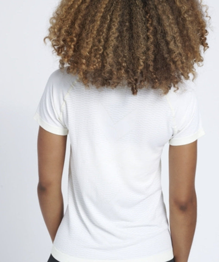 Hummel® - Luna Seamless T-shirt (Marshmallow)