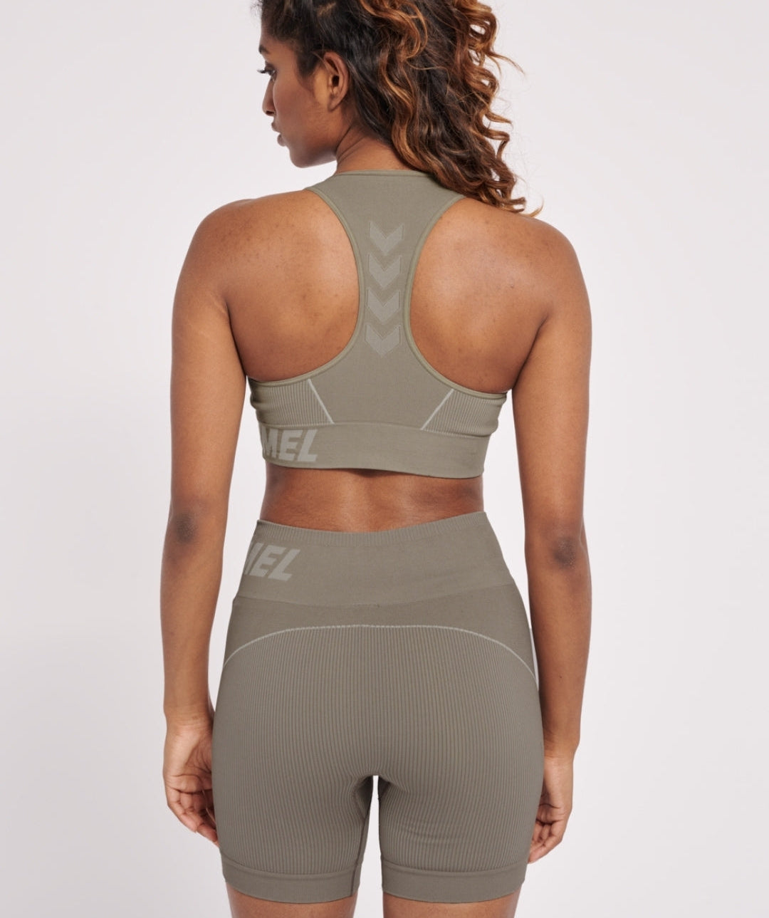 Hummel® - Christel Seamless Sports Top (Chateu Gray/Driftwood Melange)