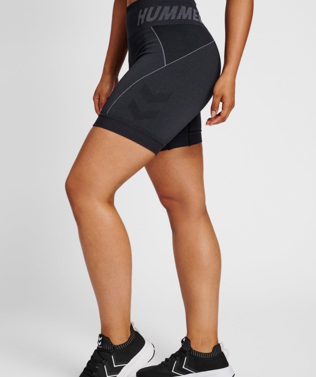 Hummel® - Christel Seamless Shorts (Black/Asphalt Melange)