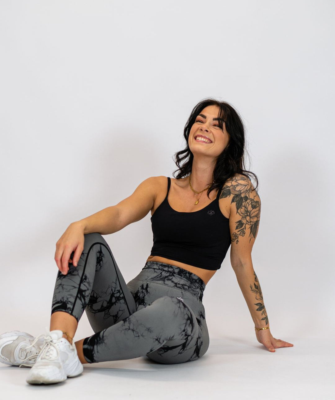 Jentle - Seek Sports Bra (Black)
