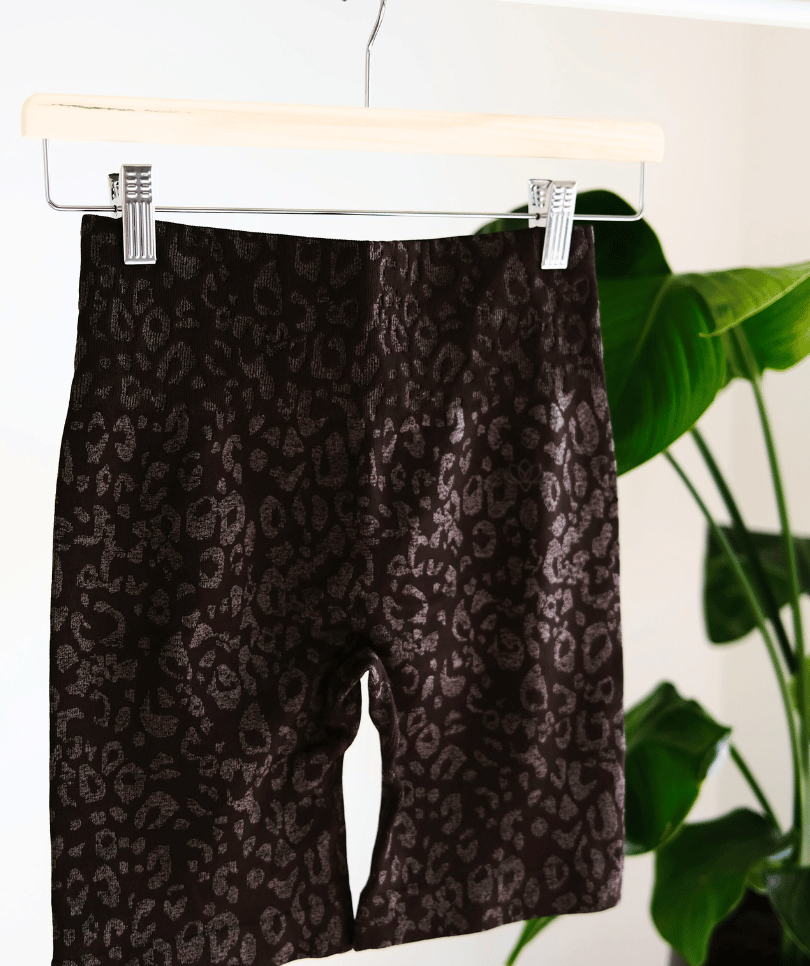Jentle - Aura Shorts (Brown)