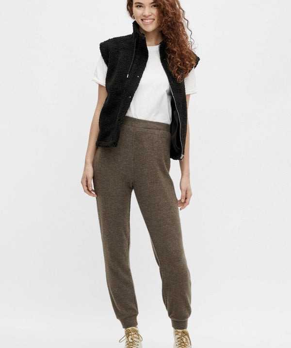 Pieces - Circle Regular Pant (Black Olive Melange)
