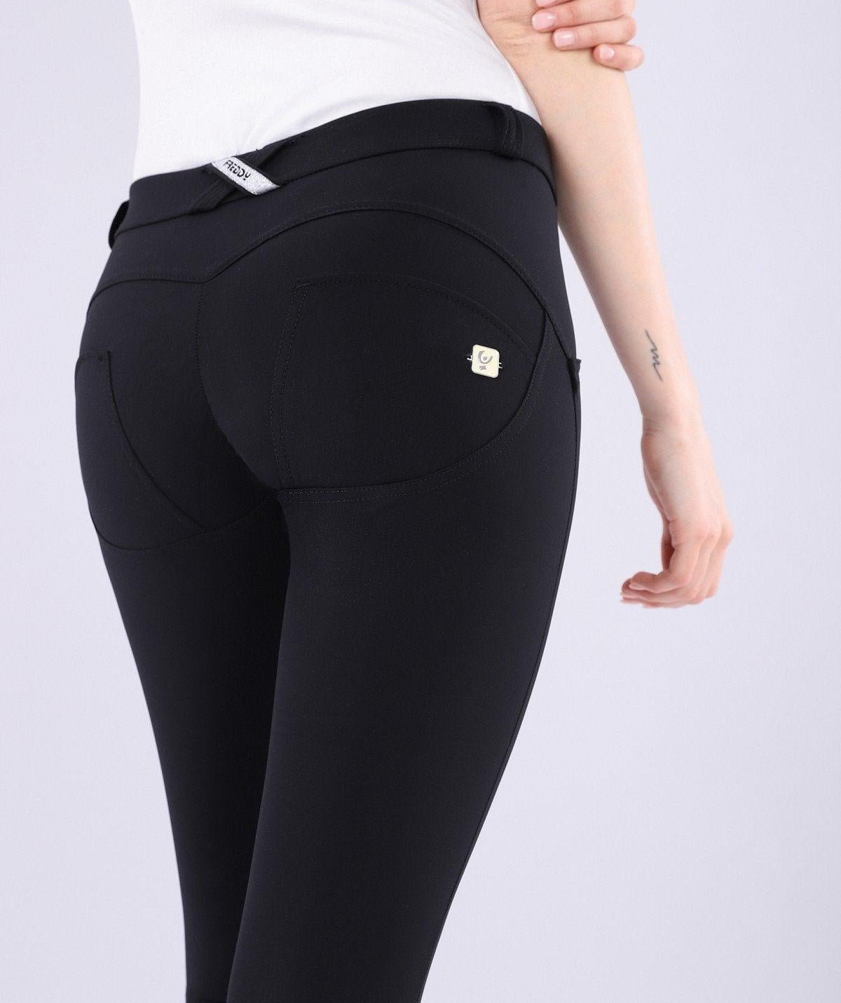 WR.UP® Regular Waist Emana Sort (N)